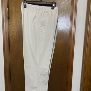 Womens elastic waist, Lands’ End pants light beige, size 14
